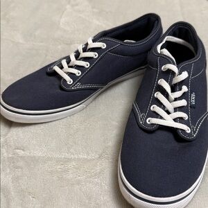 Vans Women Dark Blue Canvas Sneakers with White Laces